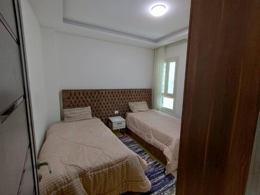 3-Bedroom Apartment On The Third Floor With 3 Balconies And Lovely Pool View, Street View And Free Beach Access In Sharm Hills Resort 外观 照片