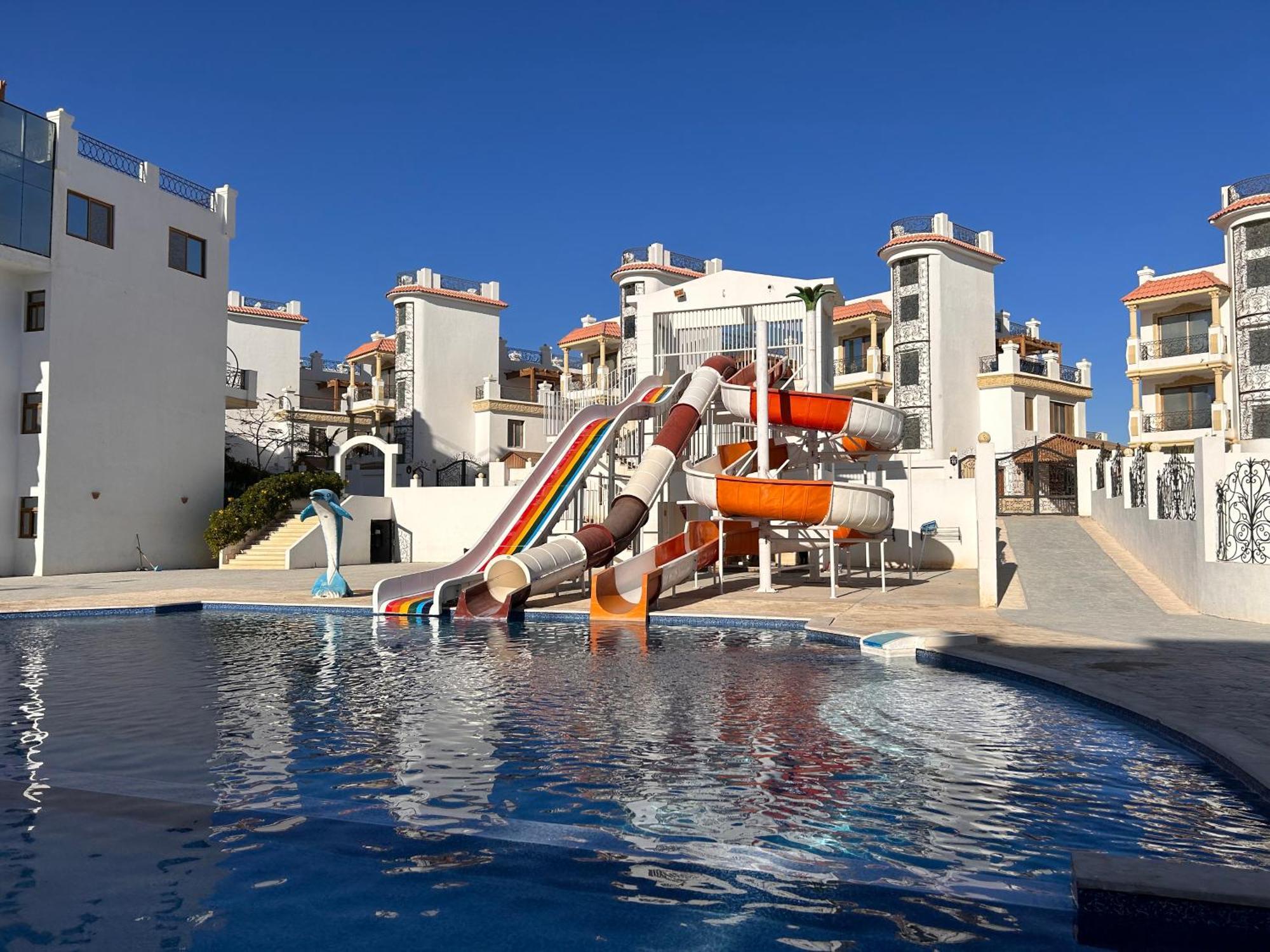 3-Bedroom Apartment On The Third Floor With 3 Balconies And Lovely Pool View, Street View And Free Beach Access In Sharm Hills Resort 外观 照片